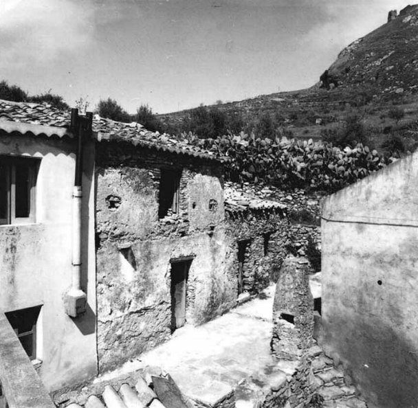 Gioiosa Marea (Sicilia - Messina) - Antico e storico vicolo